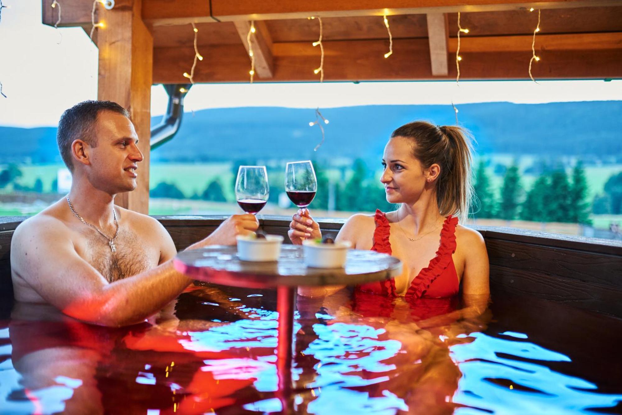 Osada Orlica Klimatyczne Domki Z Widokiem Na Gory I Termalnym Spa Sauna Jacuzzi 4 Km Od Zieleniec Ski Arena Lasowka Ngoại thất bức ảnh